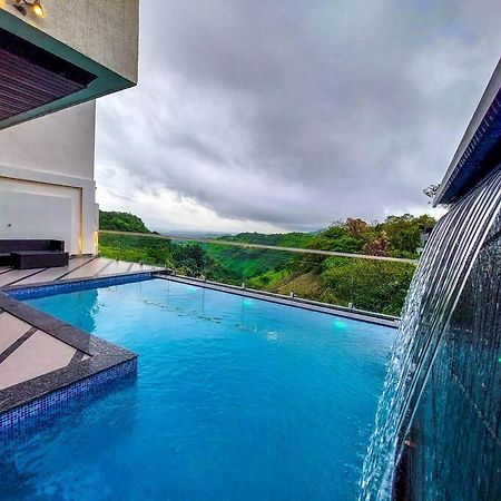 Celebrity Villa Игатпури Екстериор снимка