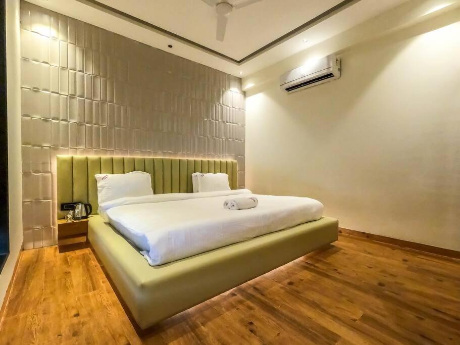 Celebrity Villa Игатпури Екстериор снимка