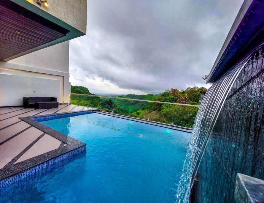 Celebrity Villa Игатпури Екстериор снимка
